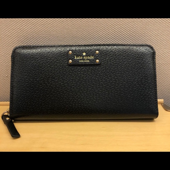 kate spade Handbags - Kate Spade Accordion Wallet